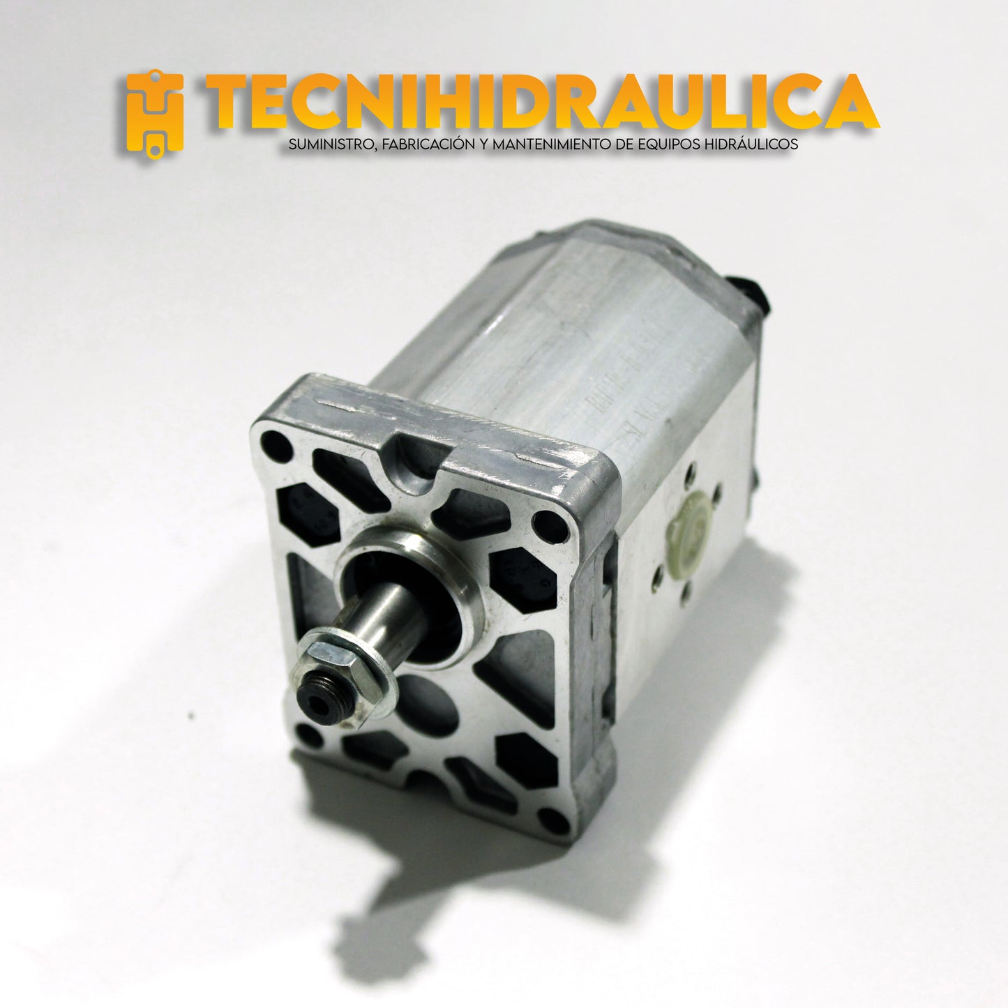 Bomba hidráulica de piñones o engranajes en aluminio DIN grupo 1 eje cónico BKP1B0